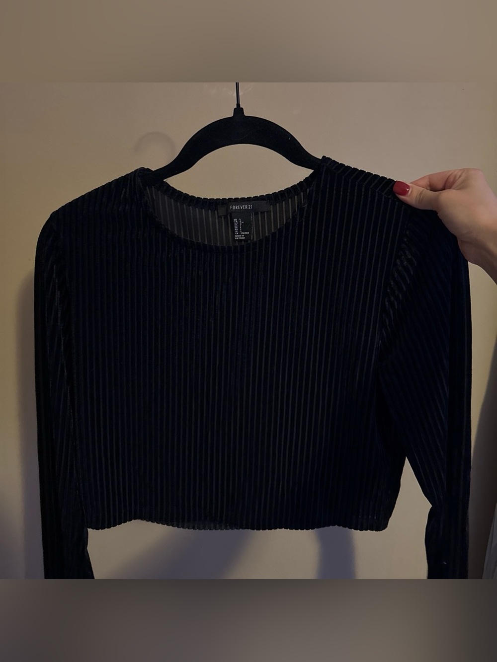 Forever 21 Black Ribbed Velvet Crop Long-Sleeve Top